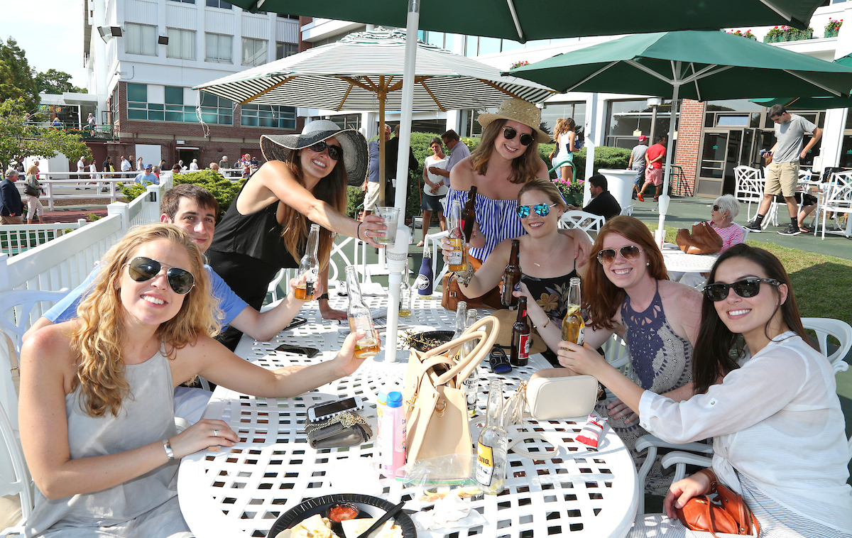 Lady's Secret Cafe & Paddock Bar - Monmouth Park